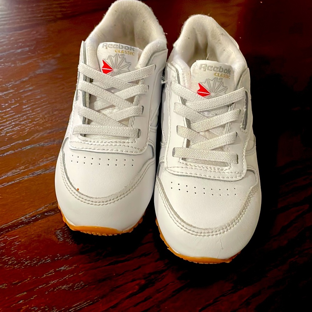 Reebok Classic White Shoes